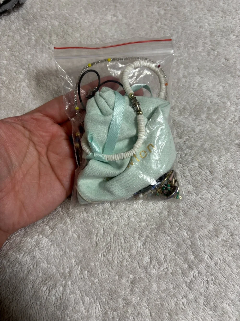 Jewelry bundle - Picture 2 of 2